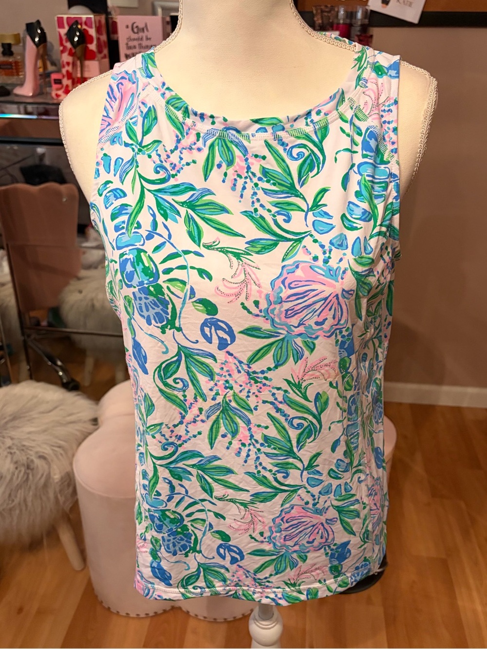 Lilly Pulitzer Luxletic Renay Tank UPF 50+ Resort White Just a Pinch Size M - Picture 2 of 7